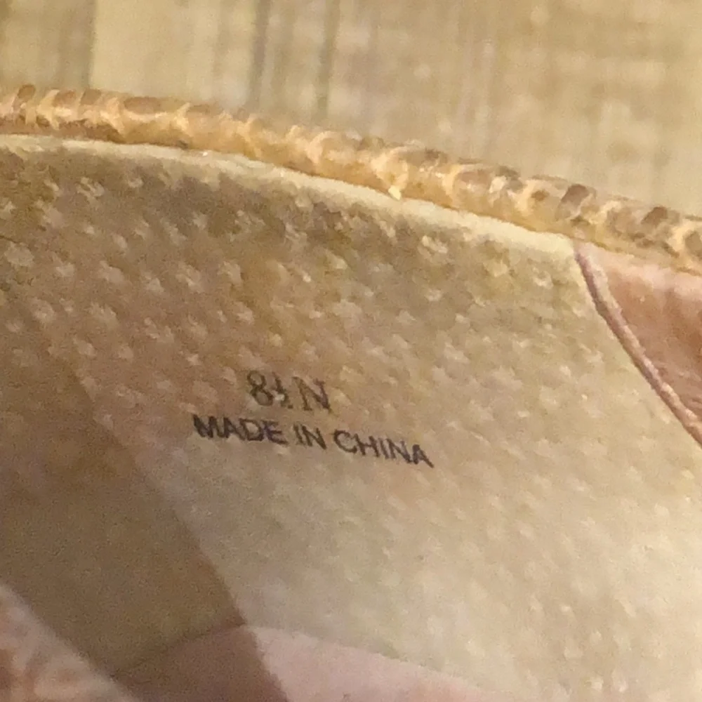 Linea Paolo slip on loafer size 8.5 N